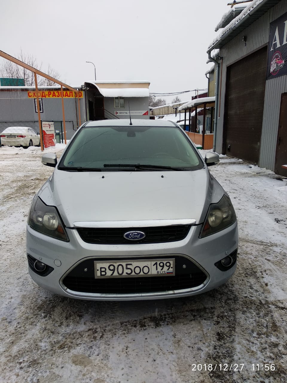 Ford Focus 1.6 МТ, 2010, 130 000 км 270000Р.